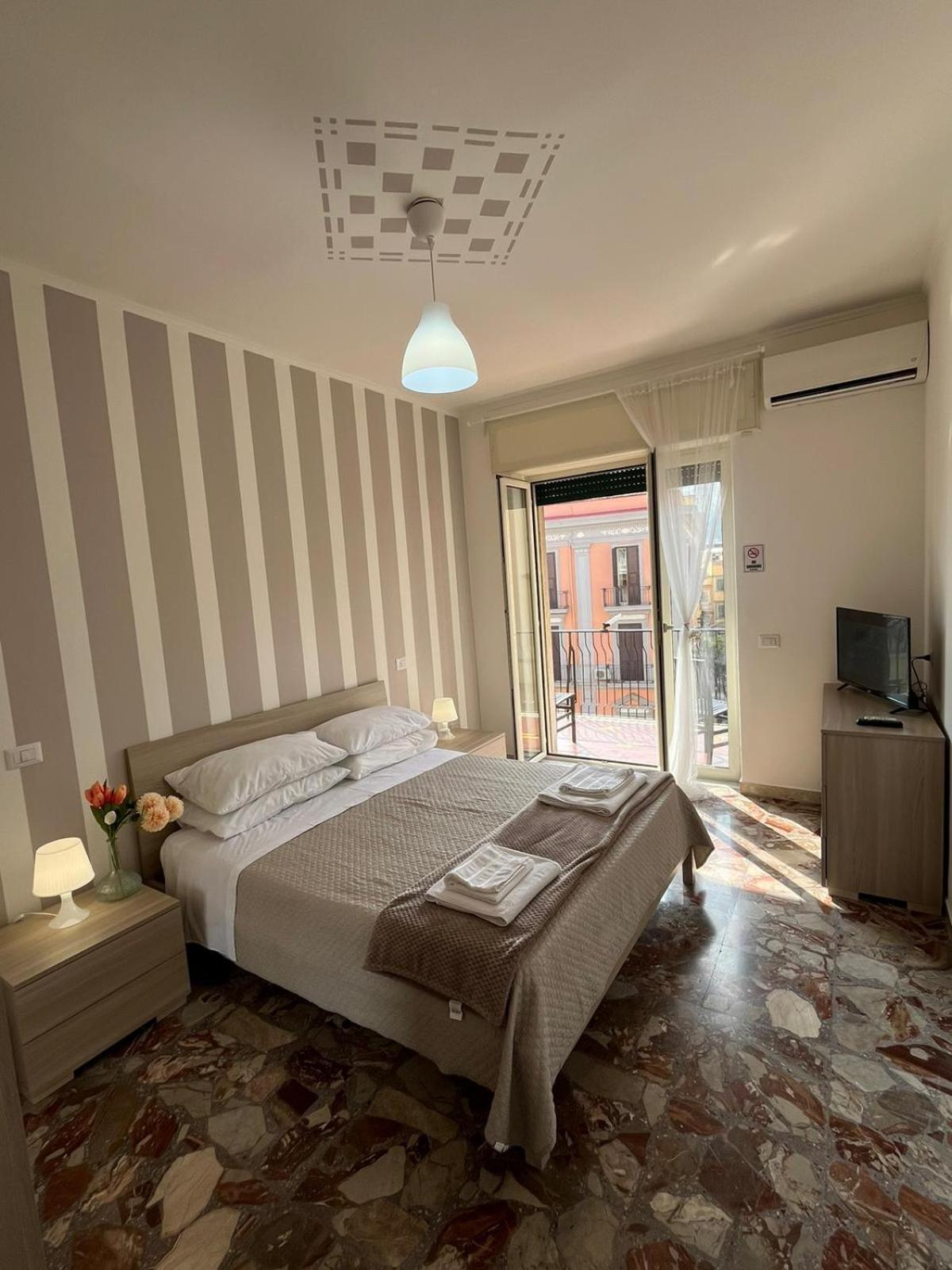Appartement Panorama House Da Tony à Naples Extérieur photo