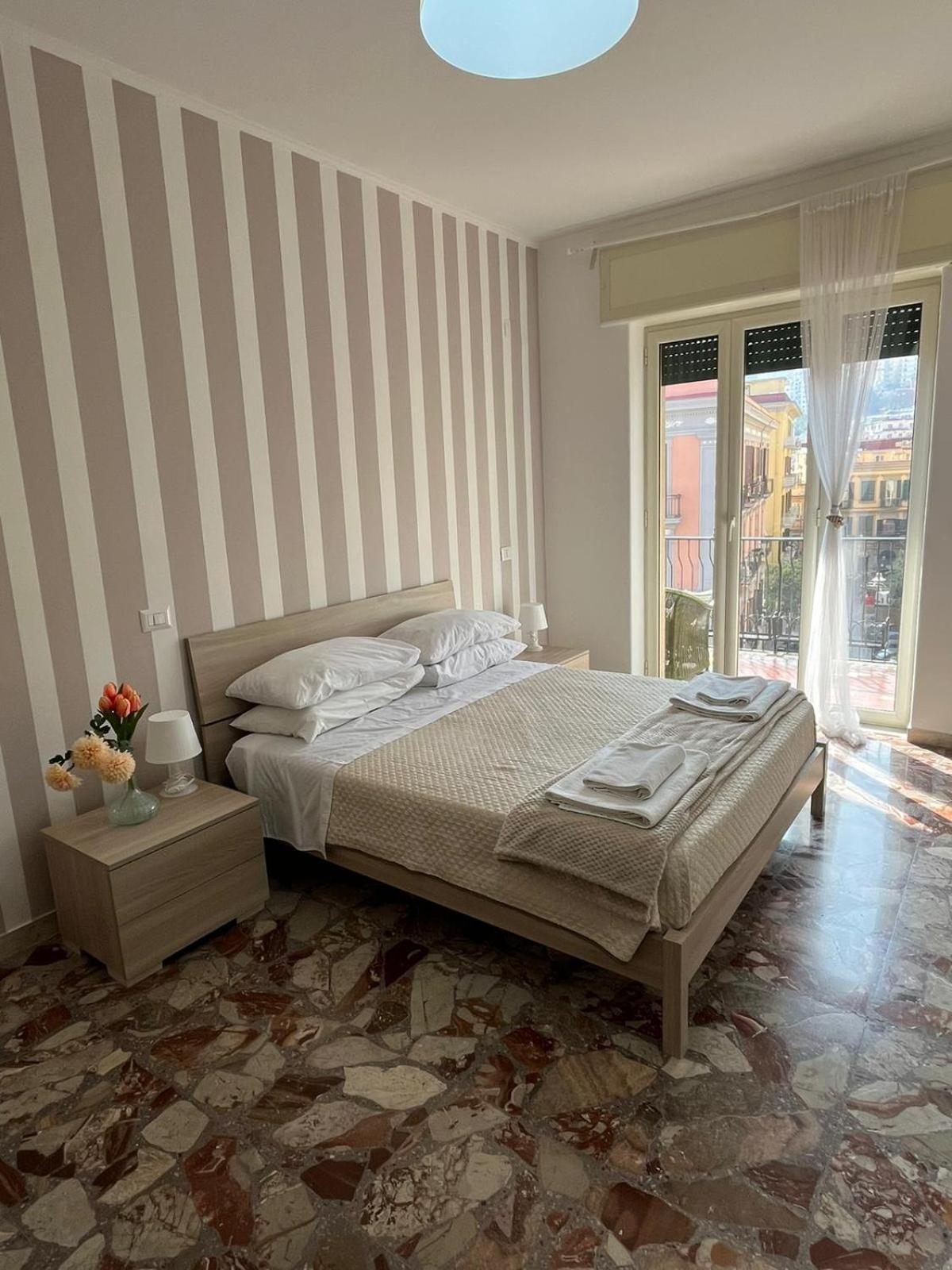 Appartement Panorama House Da Tony à Naples Extérieur photo